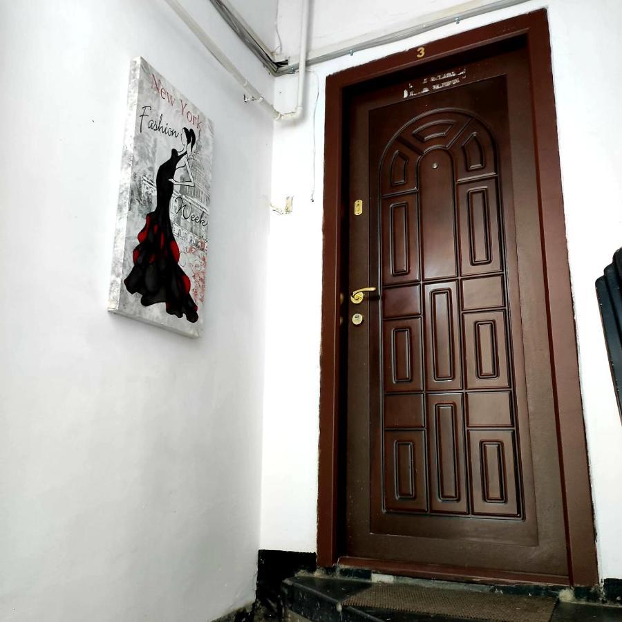 Garsoniera Centrul Bucurestiului Appartement Buitenkant foto